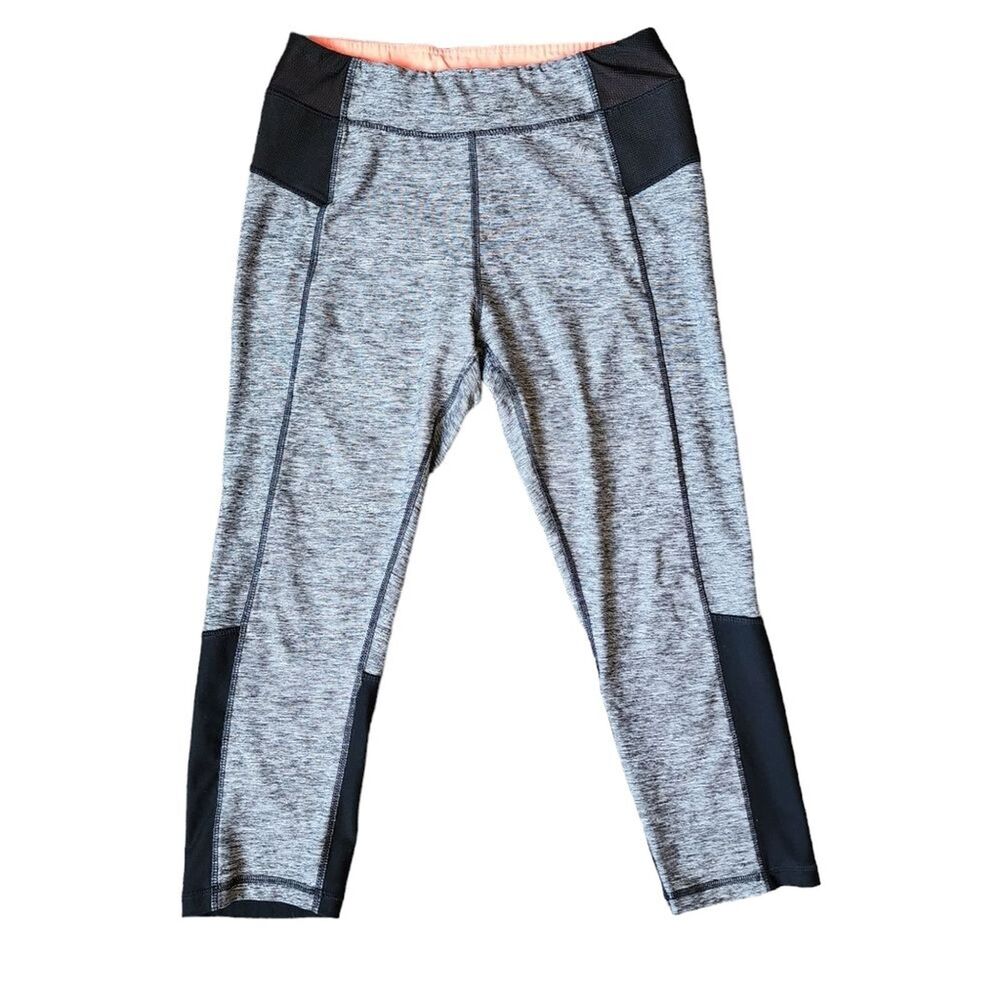 RBX Active Capris Womens SZ Medium Athleisure Exercise Outdoors Comfort Casual